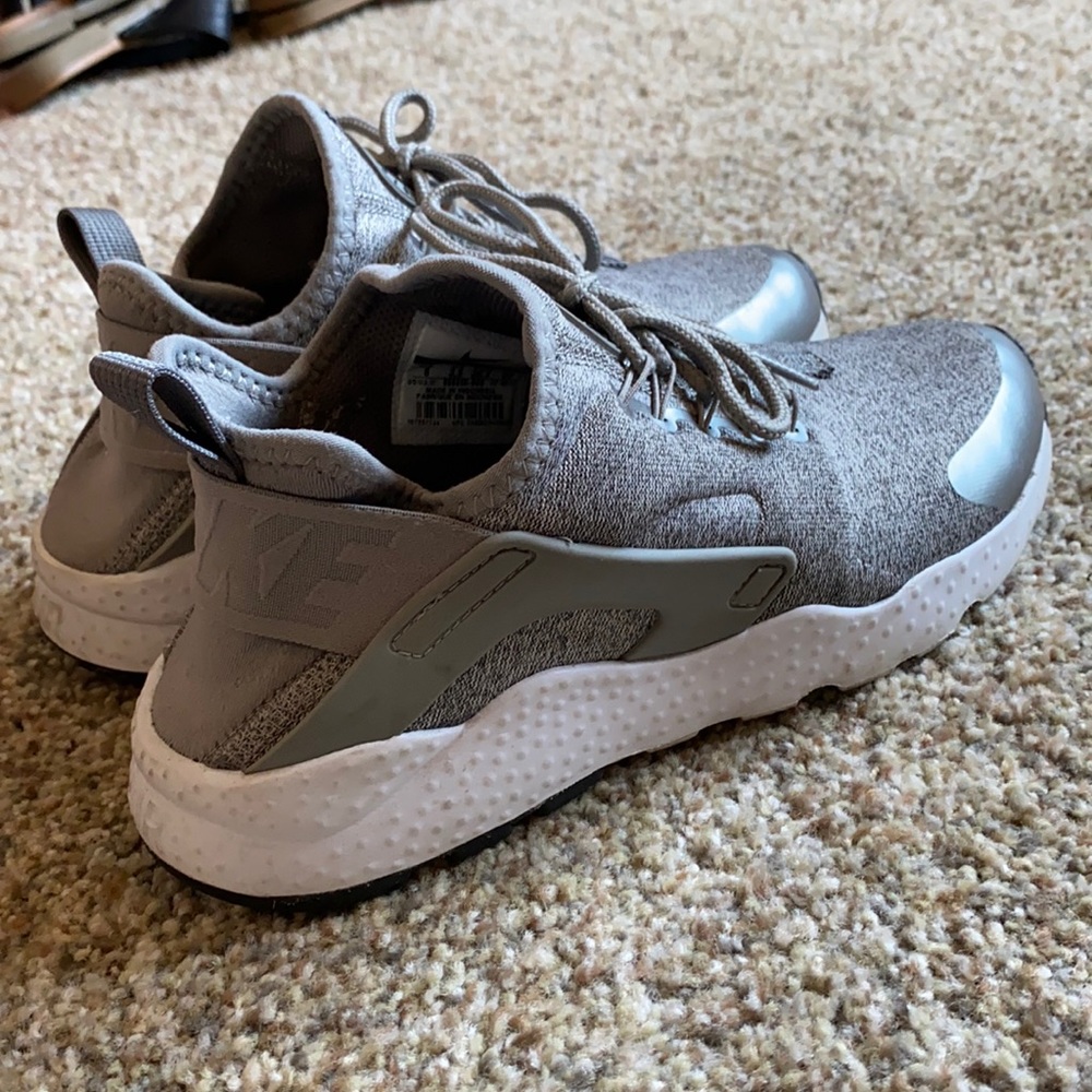 W Air Huarache Run Ultra